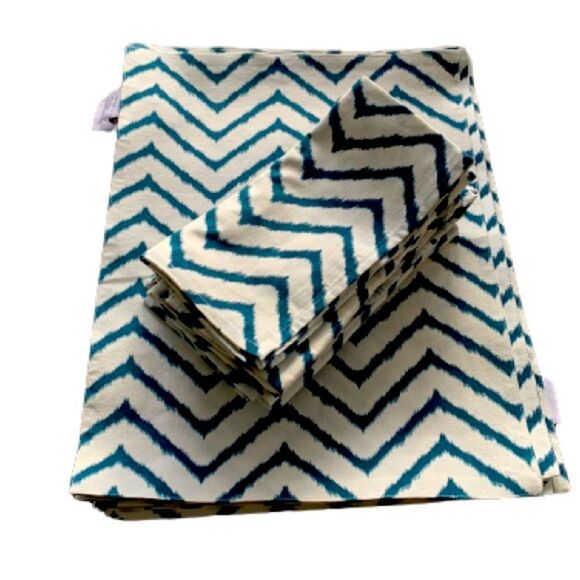 New Bundle of 12 Napkins & 12 Placemats - Chevron Ikat Rustic Farmhouse Style - Picture 1 of 12